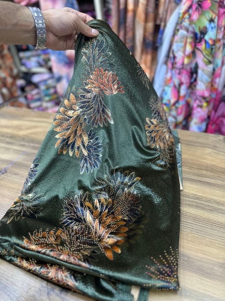 Lüks Kristal Taşlı Kadife